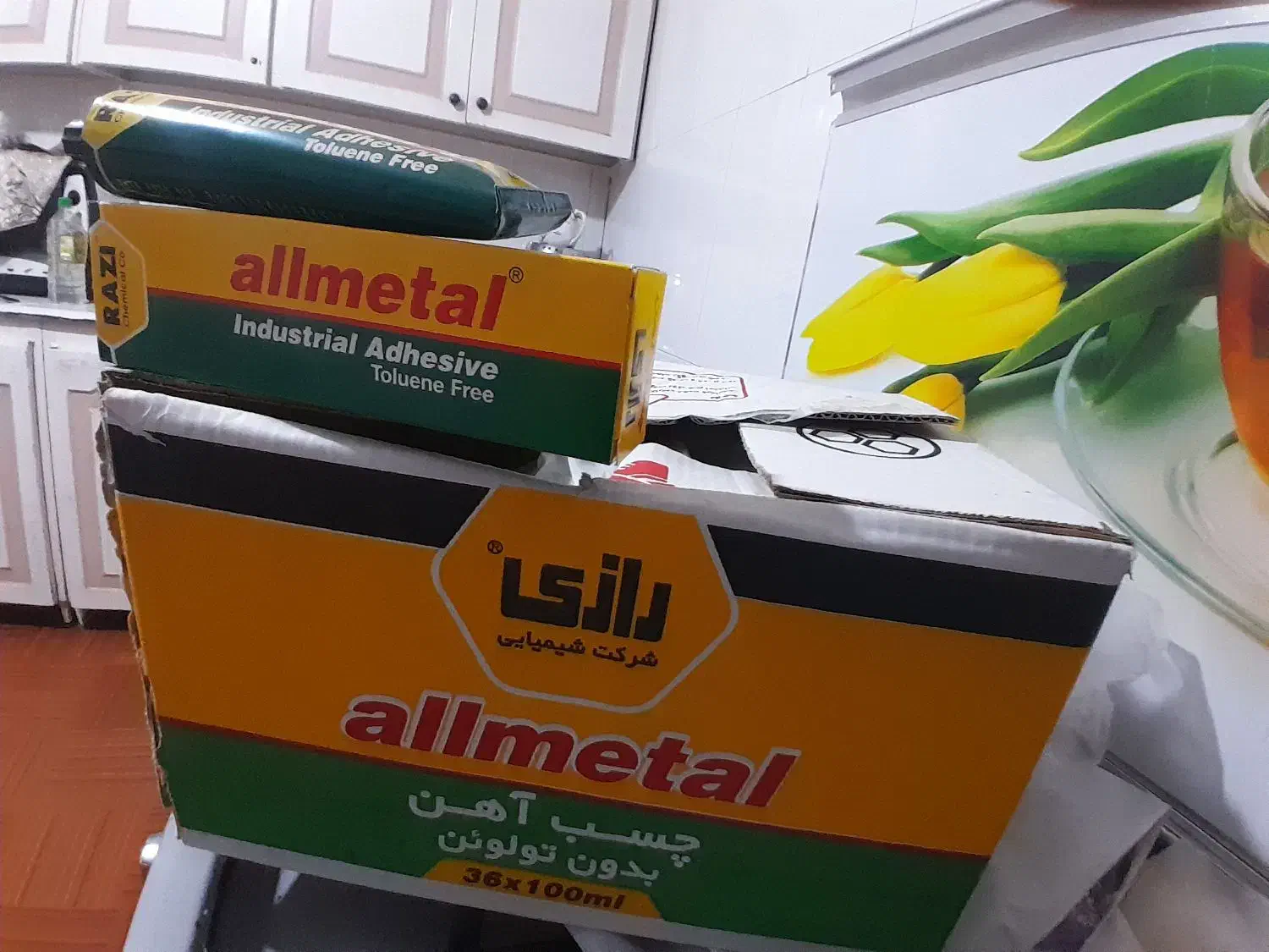 چسب آهن رازی|ابزارآلات|قم, هنرستان|دیوار