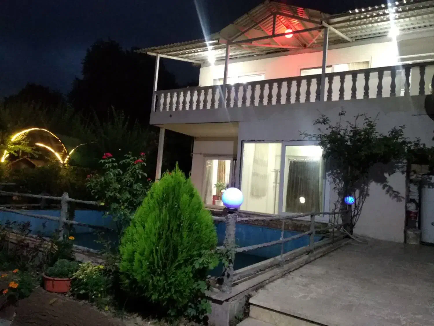 ویلای جنگلی|اجارهٔ کوتاه‌مدت ویلا و باغ|کیاسر, |دیوار