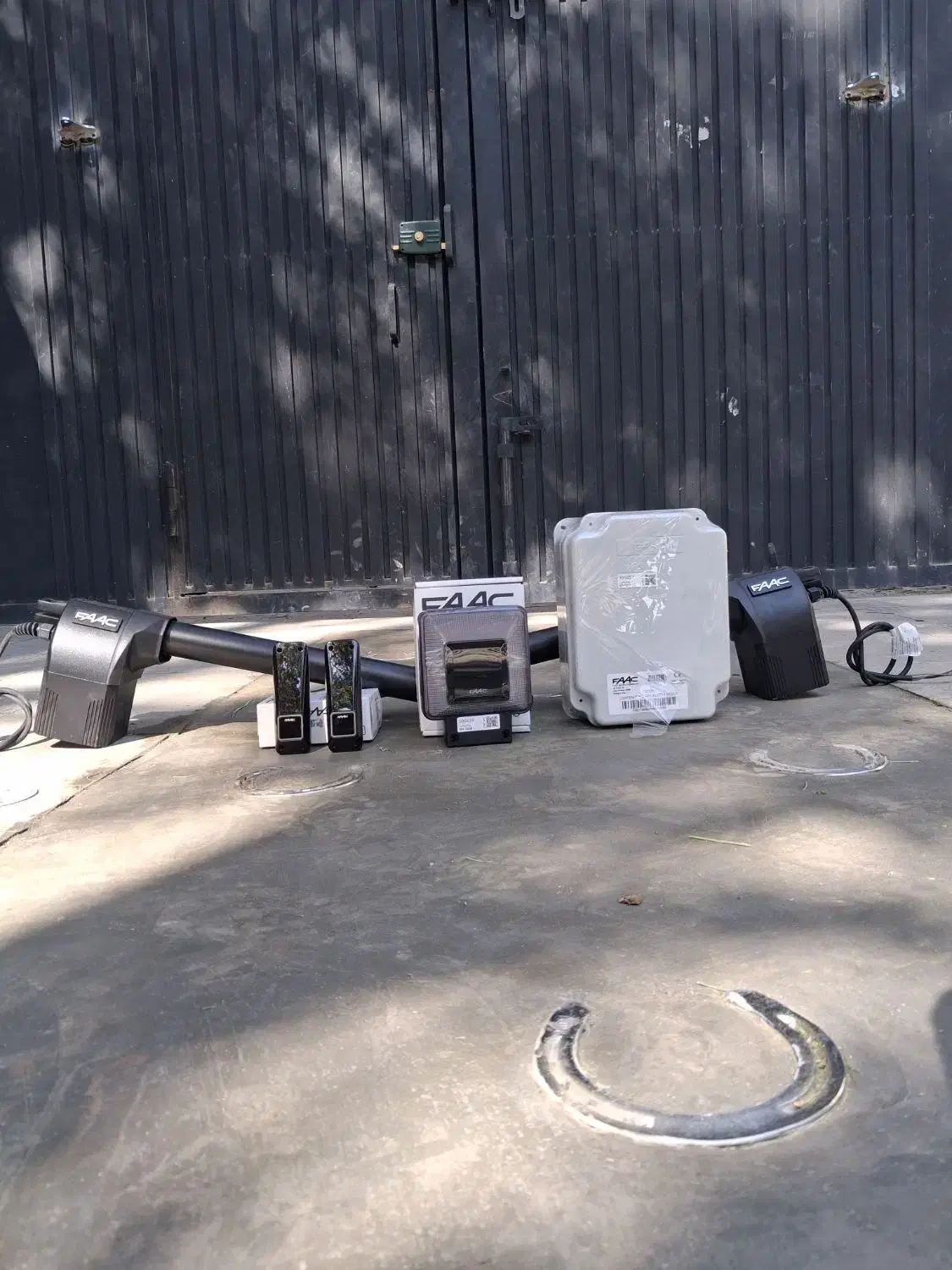 کرکره برقی درب اتوماتیک|خدمات پیشه و مهارت|هشتگرد, هشتگرد قدیم|دیوار