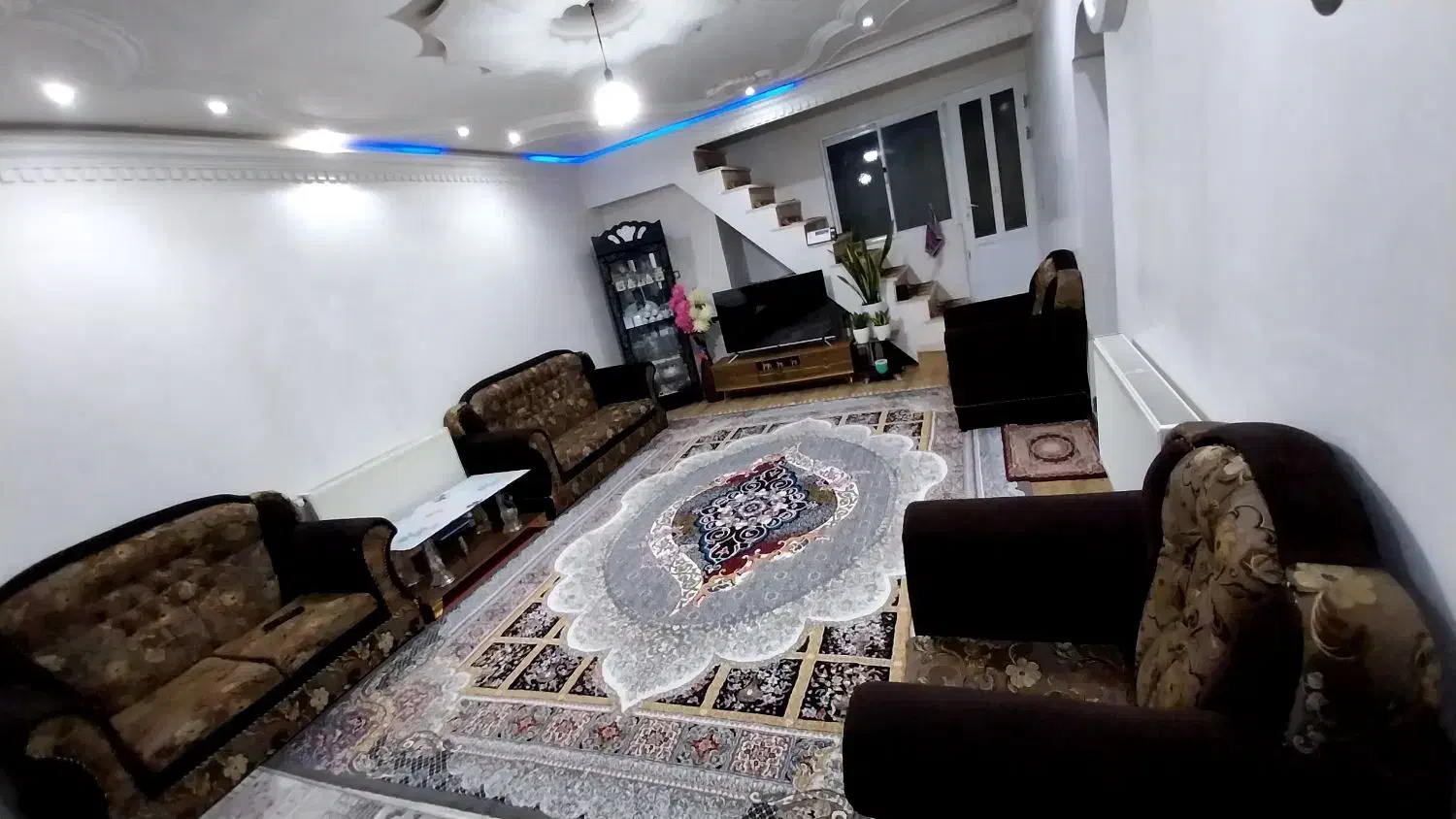 اجاره وفروش ویلایی دوبلکس|اجارهٔ خانه و ویلا|رشت, پل تالشان|دیوار