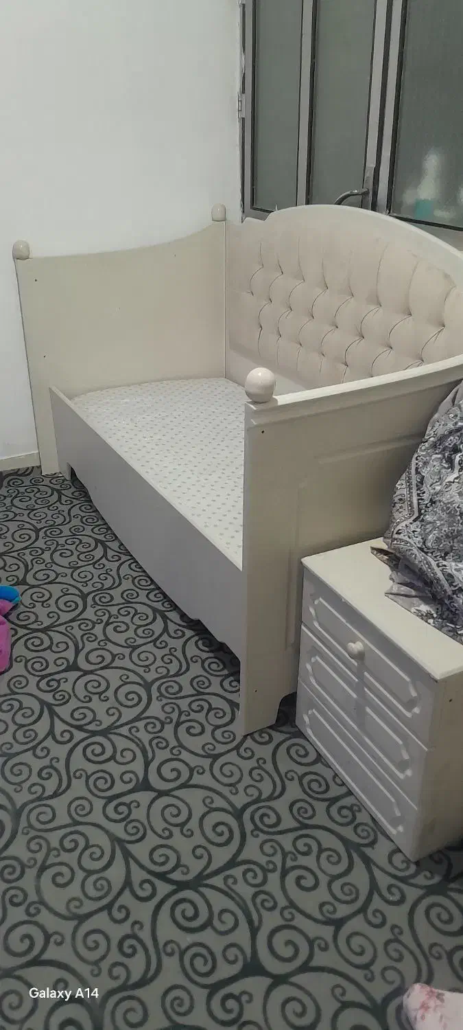 تخت خواب نوجوان یا کودک|تخت و سرویس خواب|رباط‌کریم, رباط‌کریم|دیوار