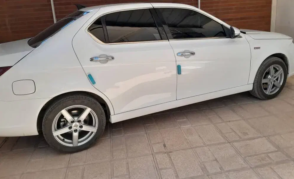 دناپلاس دنده 6 سرعته و دنا اتومات  مدل ۱۴۰۴|خودرو سواری و وانت|رفسنجان, |دیوار