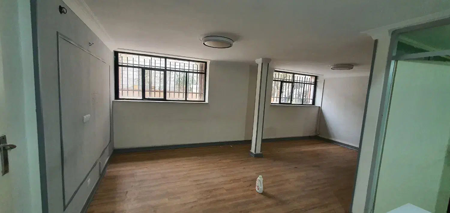 ۲۴۰ متر مستغلات ۱۴۰ متر +۶۵ متر زیر زمین