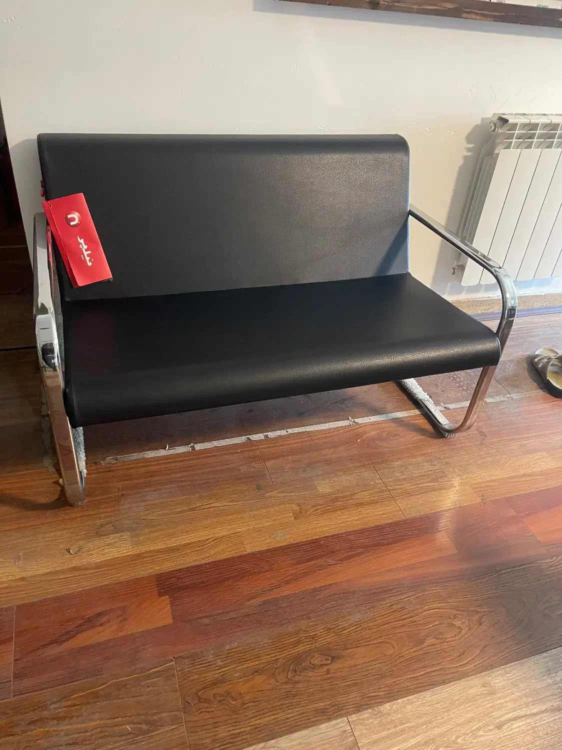 مبل دو نفره انتظار، چرم و استیل|مبلمان اداری|ساری, |دیوار