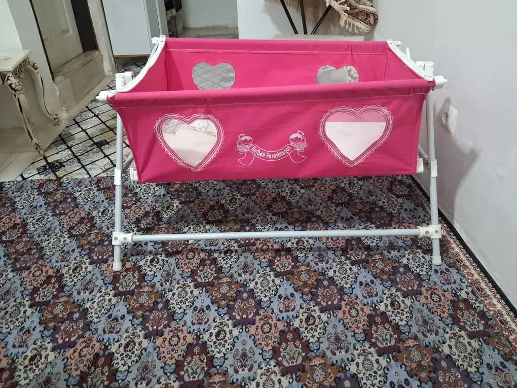 گهواره کودک|اسباب و اثاث بچه|دماوند, گیلاوند|دیوار