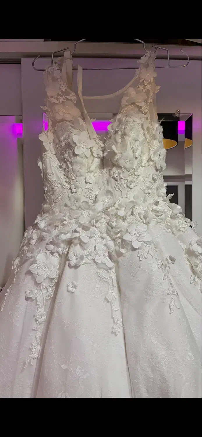 لباس عروس|لباس|پردیس, فاز ۲|دیوار