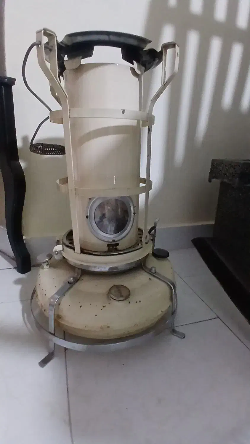 الادین نفتی چراغ سه فیتیله ای چراغ فانوس نفتی|بخاری، هیتر، شومینه|مشهد, حجاب (شهرک غرب)|دیوار