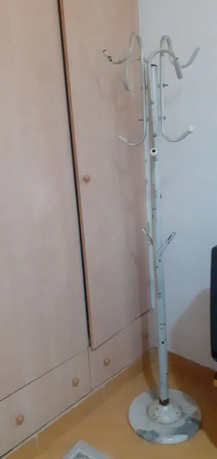 رخت آویز فلزی|بندرخت و رختآویز|رشت, گلباغ نماز|دیوار