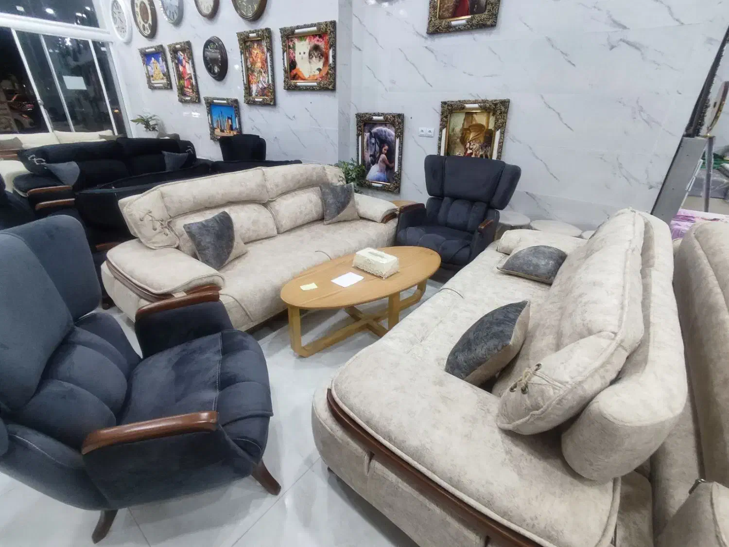 فروش مبل های خاص و شیک|مبلمان خانگی و میز عسلی|بیضا, |دیوار