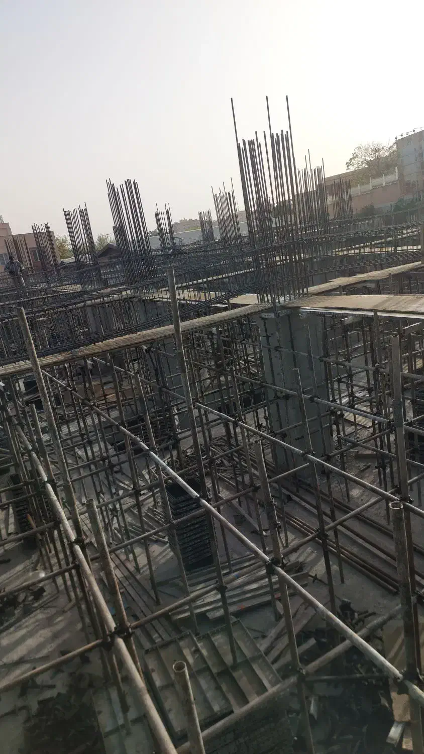 استاد کار آرماتور بندی|استخدام معماری، عمران و ساختمانی|تهران, شهرک آزمایش|دیوار
