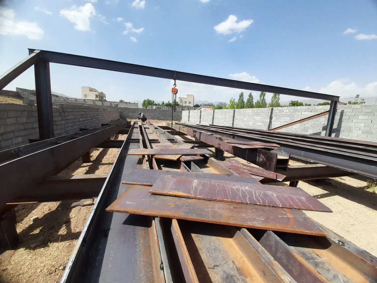 اجرای فنداسیون واسکلت فلزی|خدمات پیشه و مهارت|دماوند, گیلاوند|دیوار