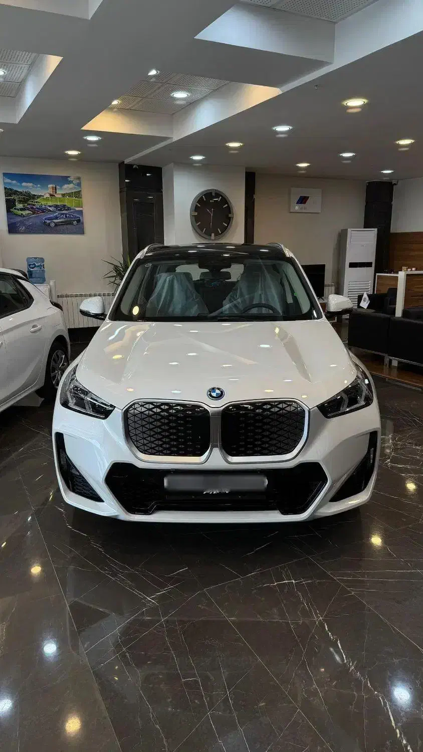 BMW iX1|خودرو سواری و وانت|تهران, گلستان (شهرک راه آهن)|دیوار