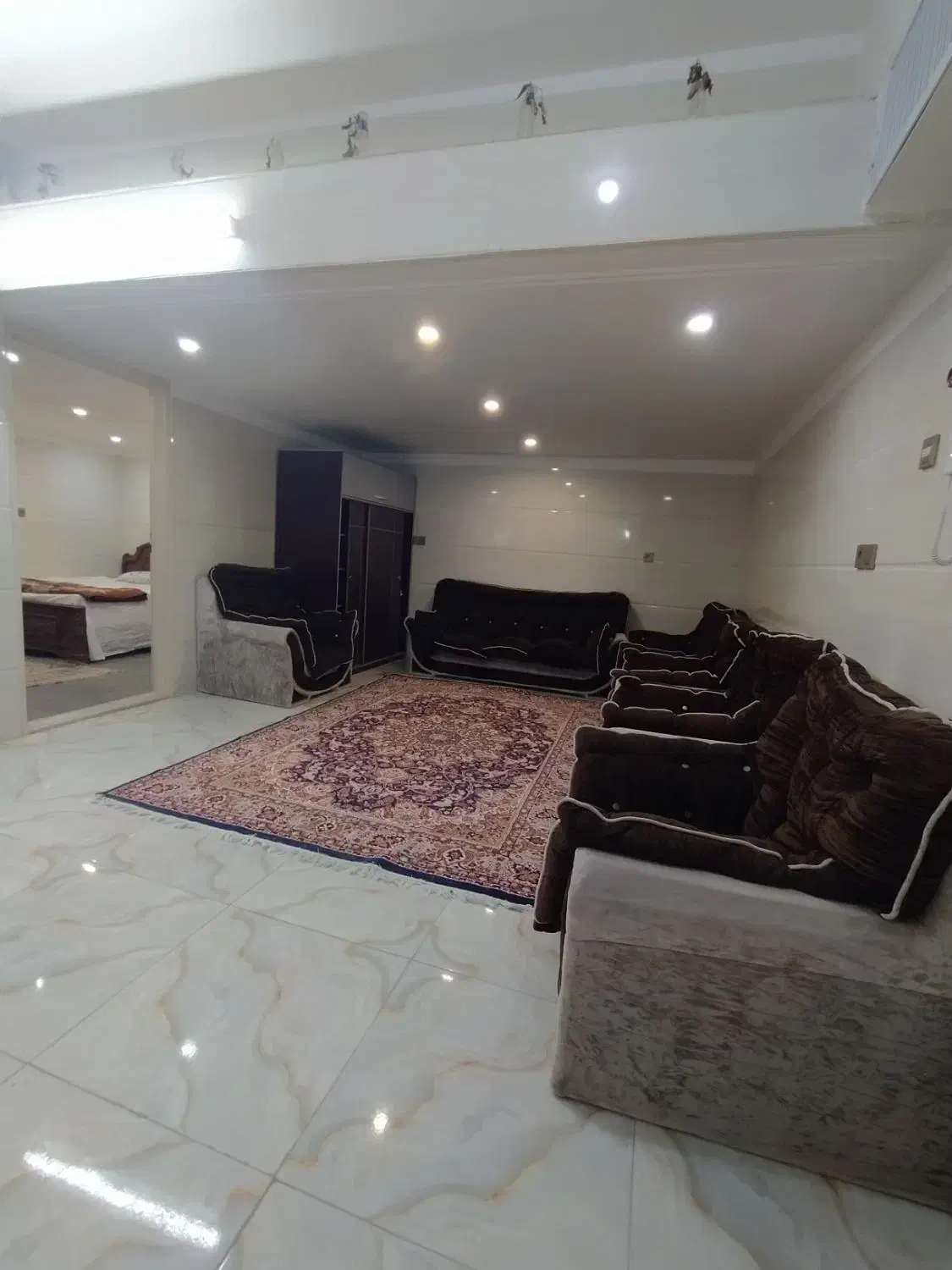 اجاره روزانه هفتگی ماهانه سوییت مرکزشهر|اجارهٔ کوتاه‌مدت آپارتمان و سوئیت|یزد, |دیوار