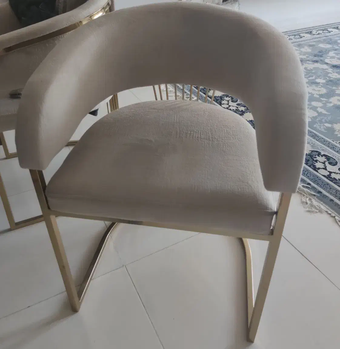 صندلی تک  کاملا نو|میز و صندلی غذاخوری|جهرم, |دیوار