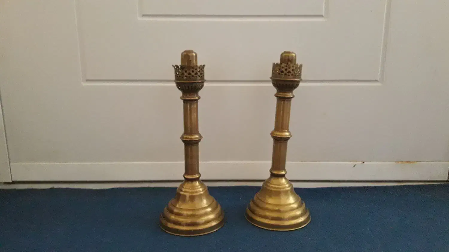 شمعدانی روسی اصل|کلکسیون اشیاء عتیقه|قزوین, |دیوار