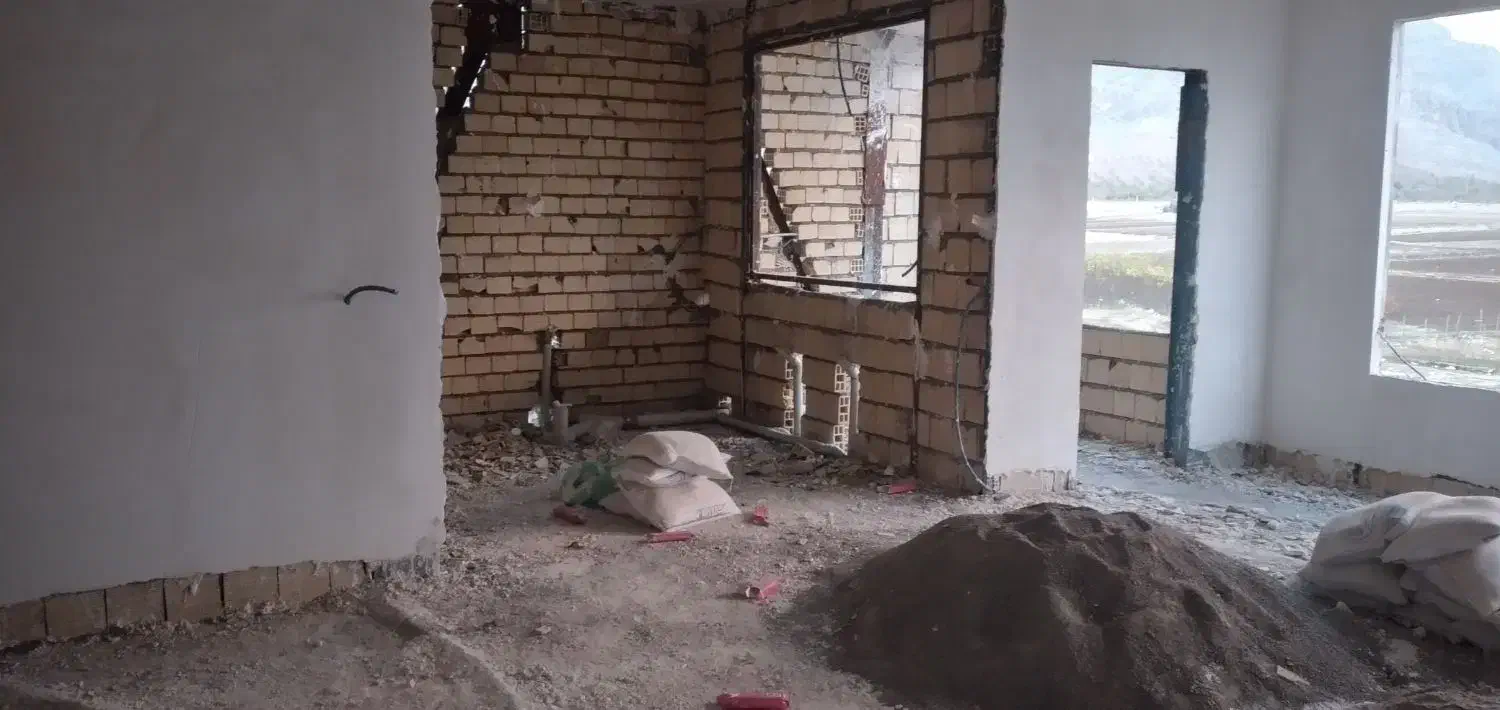 آپارتمان نیمه ساز ۹۸ متری بلوار بروجردی|فروش آپارتمان|الشتر, |دیوار