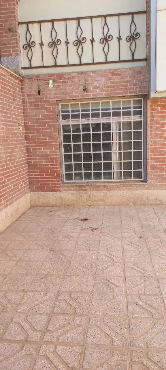 واحد آپارتمان واقع در پیلوت همکف پونه|اجارهٔ آپارتمان|بیرجند, |دیوار