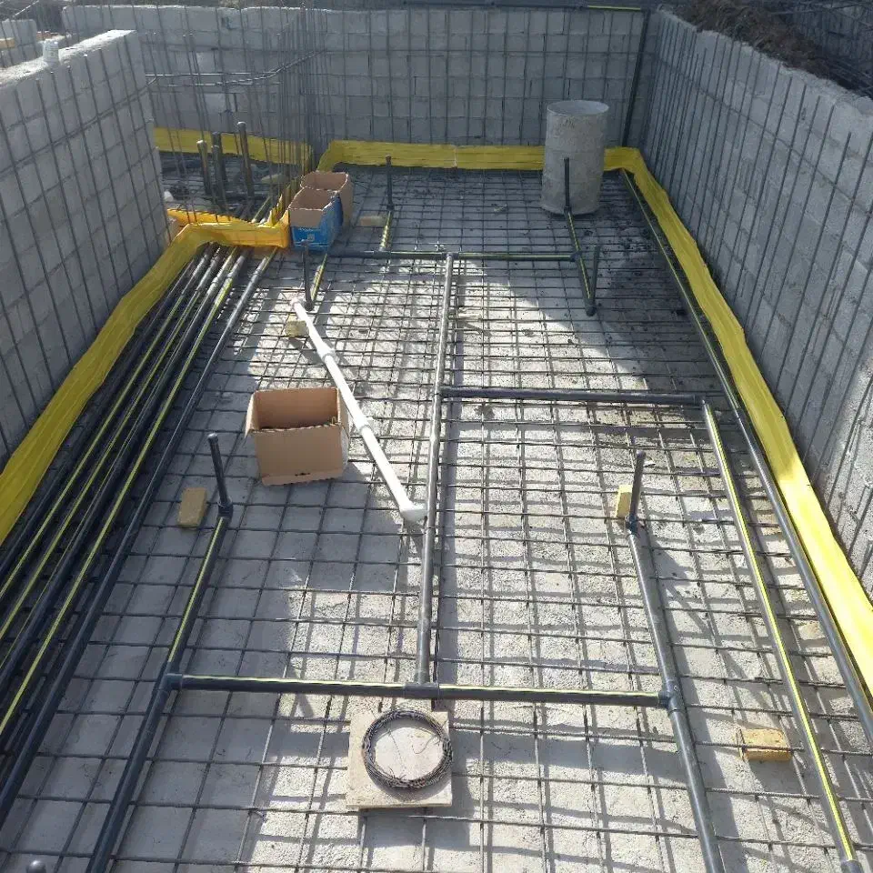 ارماتوربند .قالب بند .استخر وجکوزی .با تخته|خدمات پیشه و مهارت|رشت, یخسازی|دیوار