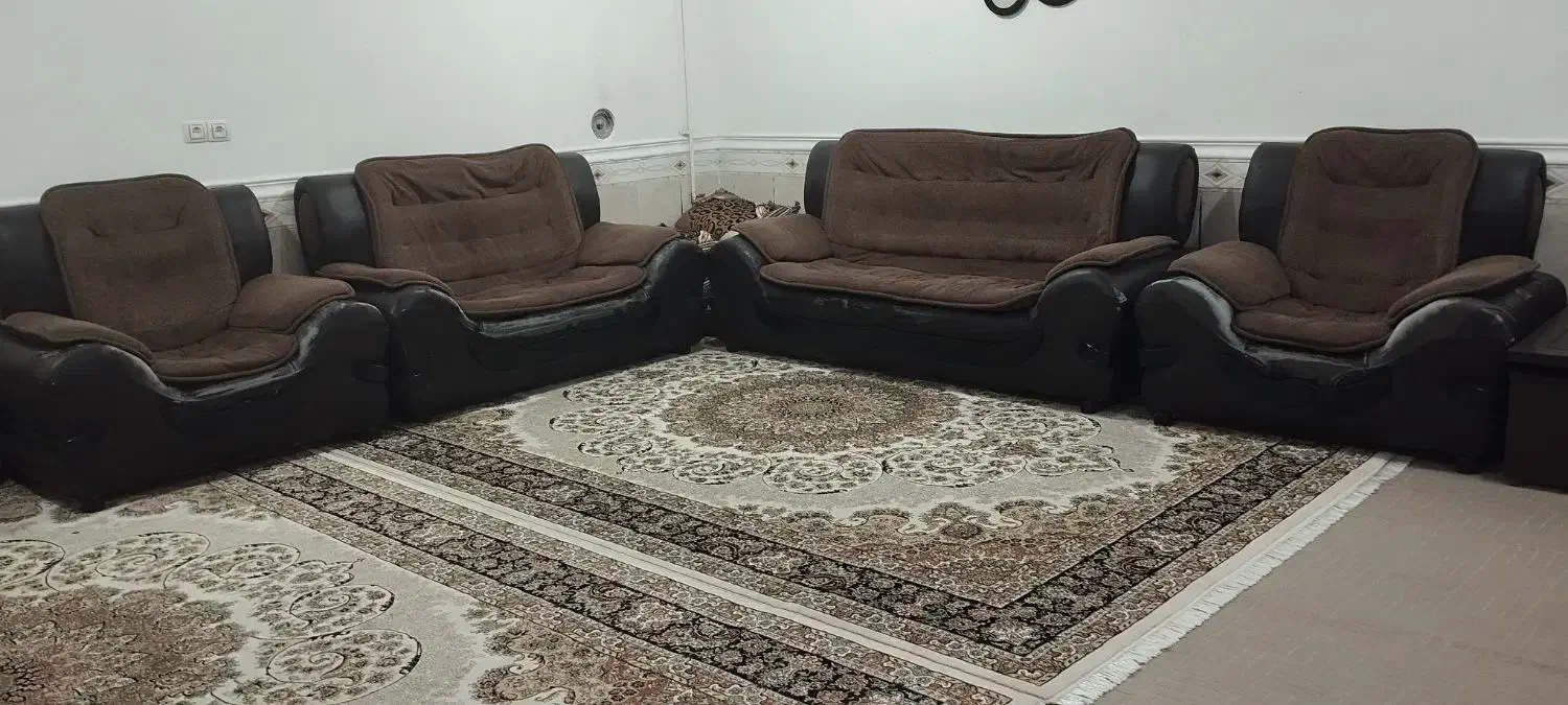 مبل وگل میز|مبلمان خانگی و میز عسلی|دوگنبدان, |دیوار