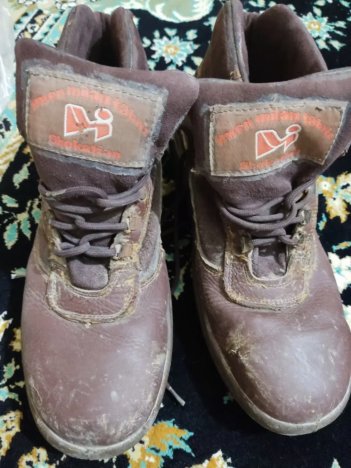 کفش ایمنی ایمن میلان تبریز ۴۳و ۴۲|کیف، کفش، کمربند|شازند, |دیوار