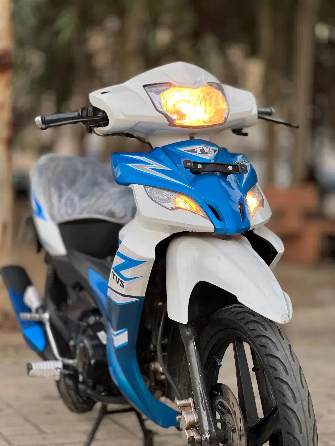 تی وی اس راکزمدل93نیوفیسtvsدرحد97لاستیکانو|موتورسیکلت|تهران, کیانشهر|دیوار