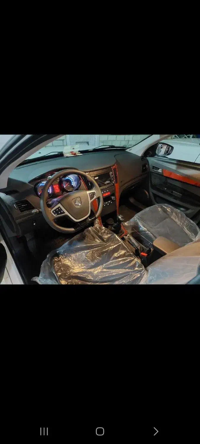 ماشین دنا پلاس ۶ دنده ای گیر بکسی|خودرو سواری و وانت|ملایر, |دیوار