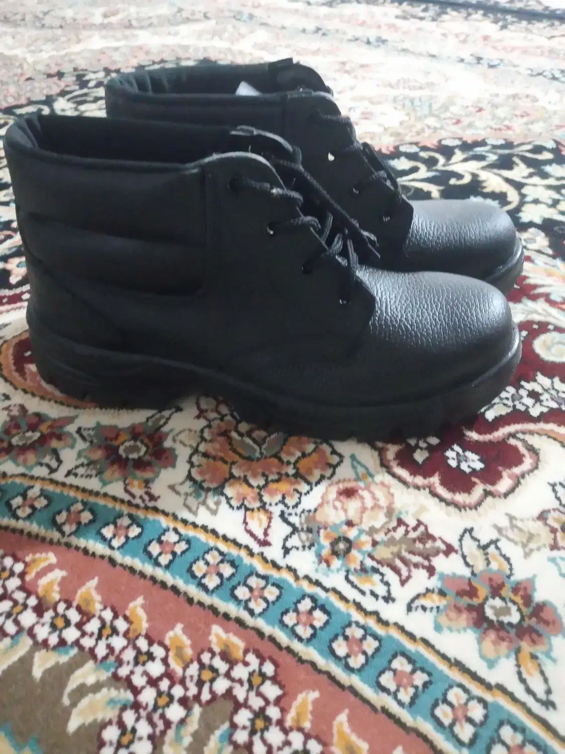 کفش ایمنی|کیف، کفش، کمربند|یاسوج, |دیوار