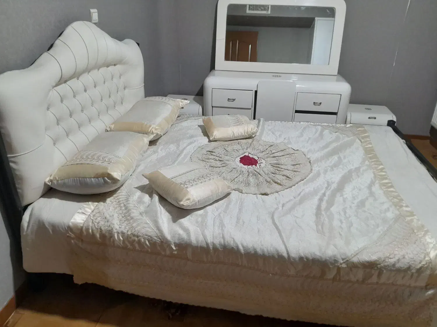 اجاره منزل روزانه و هفتگی و ماهانه|اجارهٔ کوتاه‌مدت آپارتمان و سوئیت|فولادشهر, مسکن مهر فولادشهر|دیوار