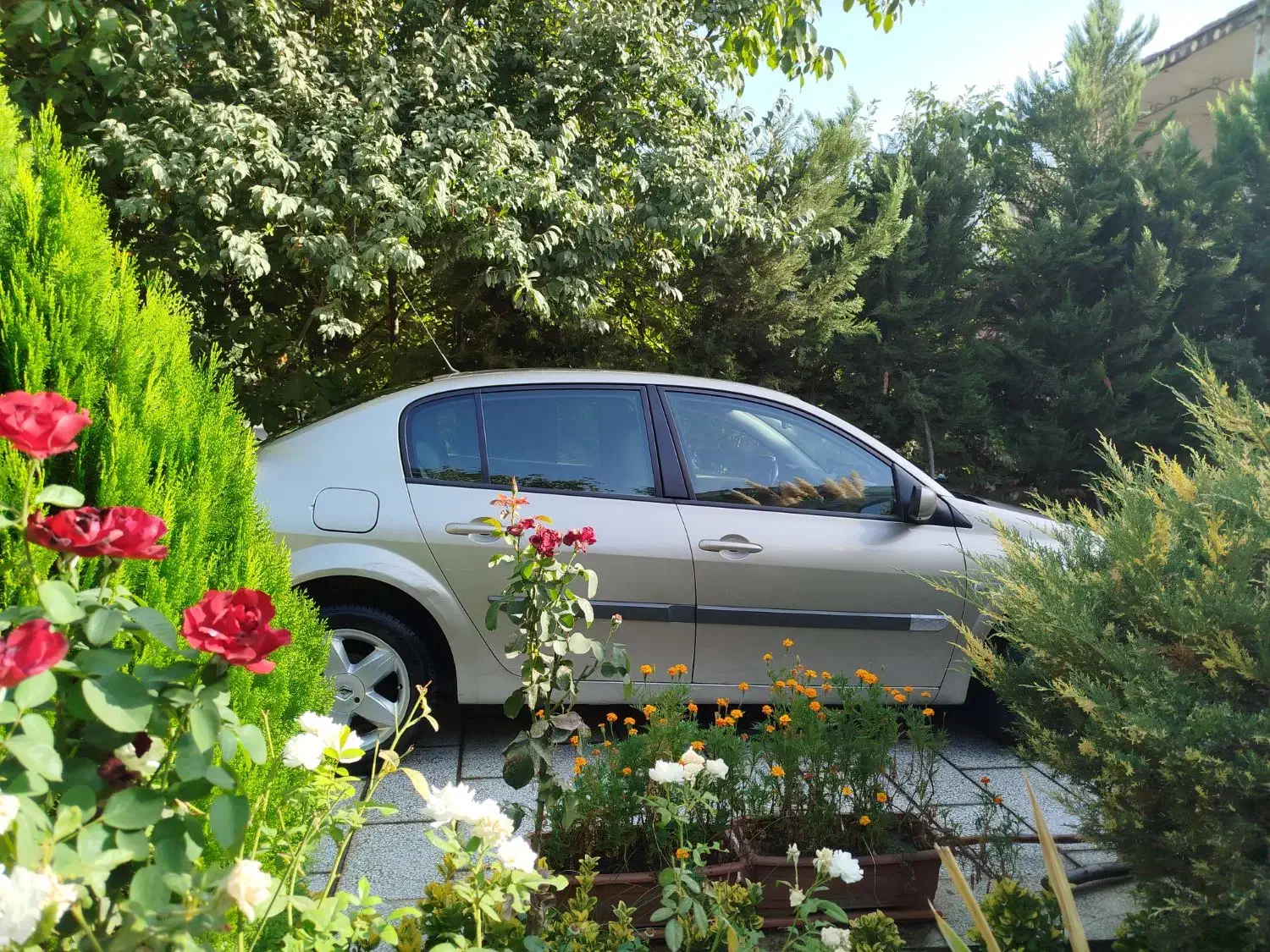 مگان 2000 اتومات بی رنگ|خودرو سواری و وانت|هشتگرد, تهران دشت|دیوار