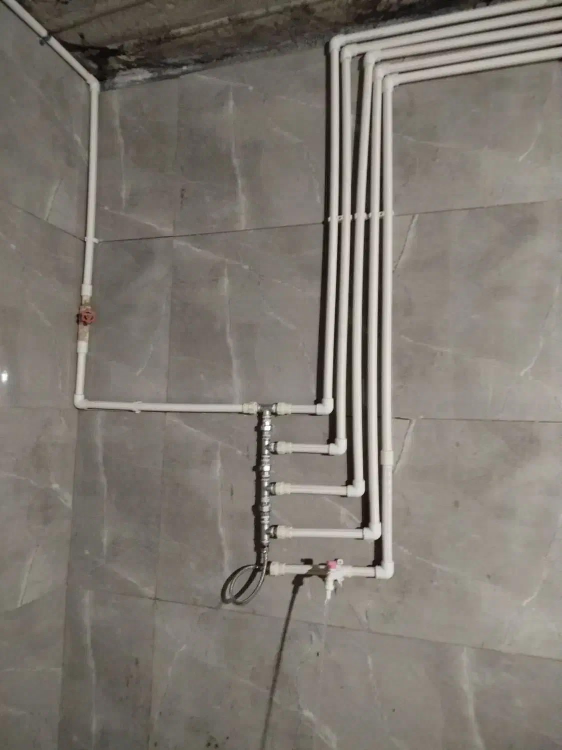 لوله کشی کامل وجزیی|خدمات پیشه و مهارت|بروجرد, |دیوار