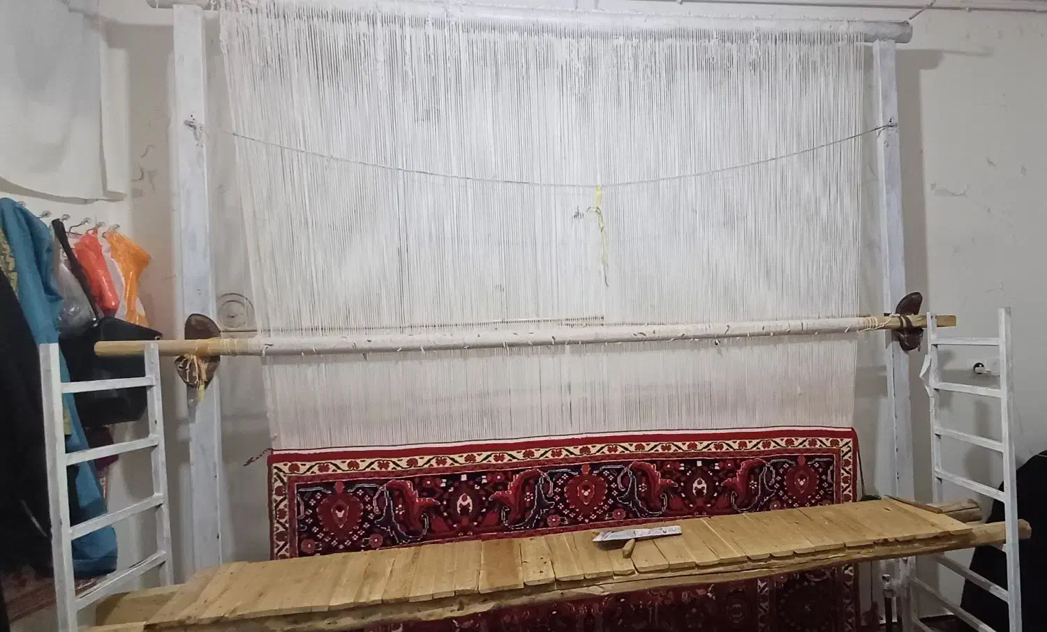 دار قالی|لوازم خیاطی و بافتنی|نهاوند, |دیوار