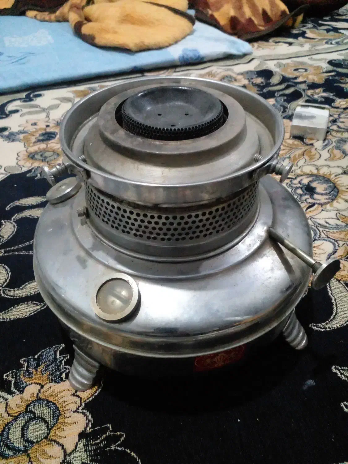 پایه سماور بزرگ نفتی|سماور، چای‌ساز، قهوه‌ساز|قم, چهل درخت‎|دیوار