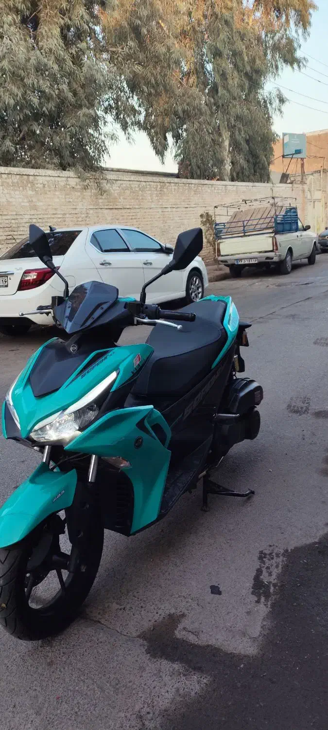 ایروکس 1403 کم کار|موتورسیکلت|قم, ولیعصر|دیوار