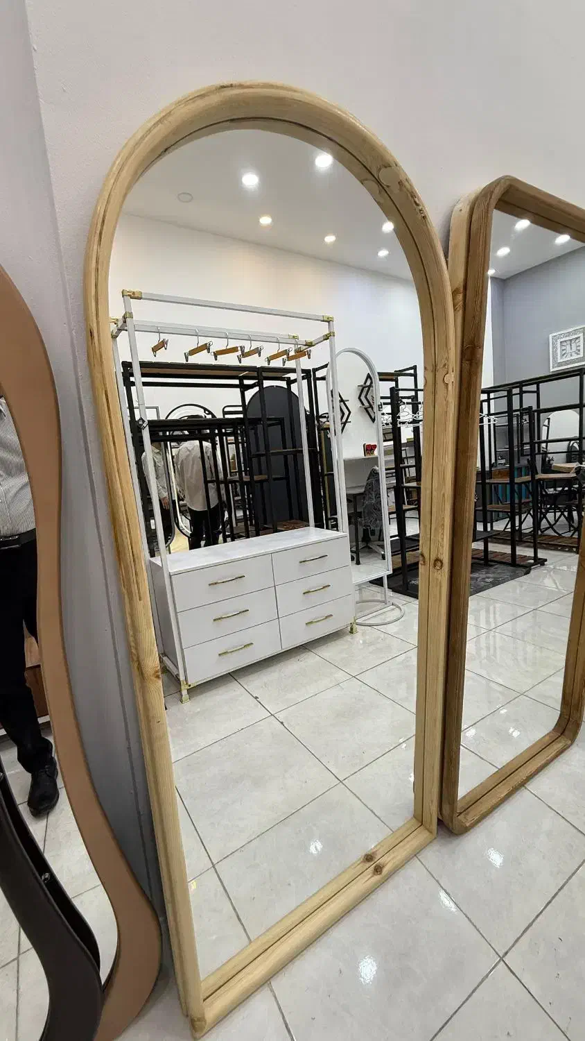 آینه های قدی دفرمه و چوبی و فلزی|آینه|شیراز, فخرآباد (دروازه کازرون)|دیوار