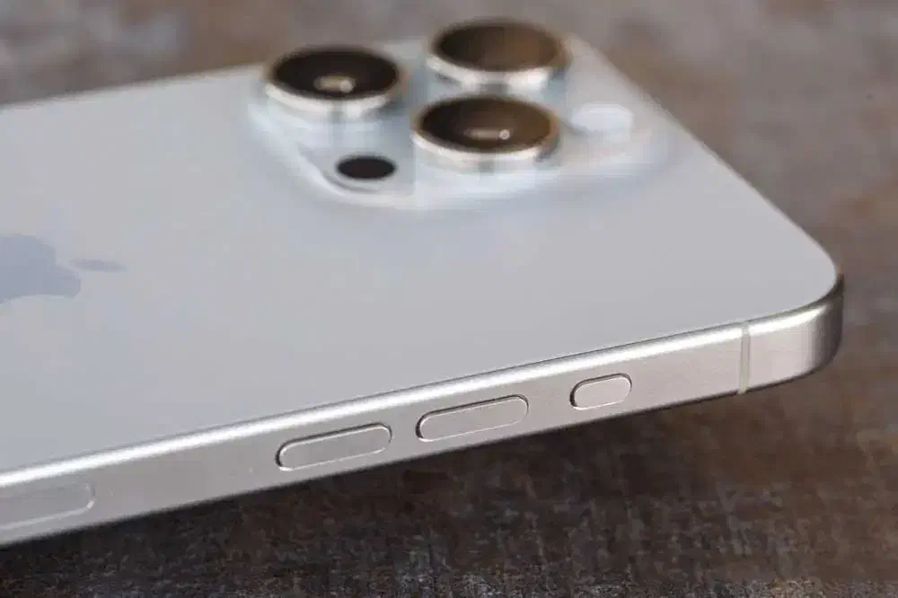 15 pro|موبایل|ارومیه, |دیوار