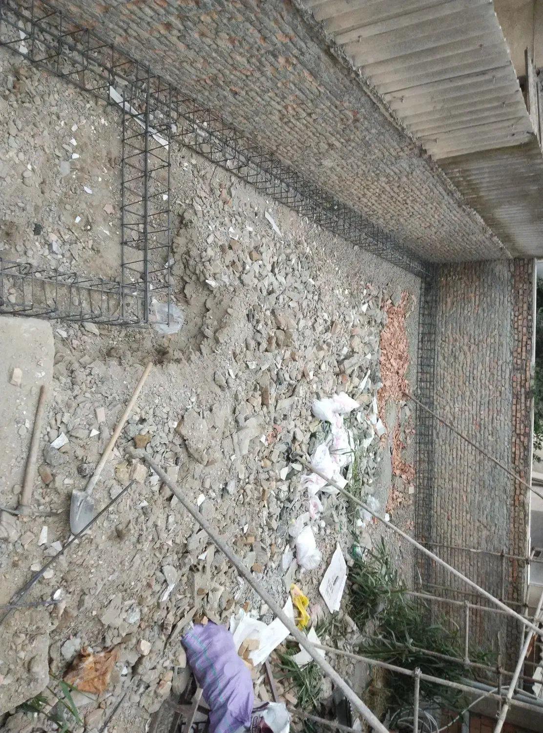 اجرای جوشکاری بتن ریزی ساختمان(پی،ستون،زنبوری،پله|خدمات پیشه و مهارت|بندر ترکمن, |دیوار