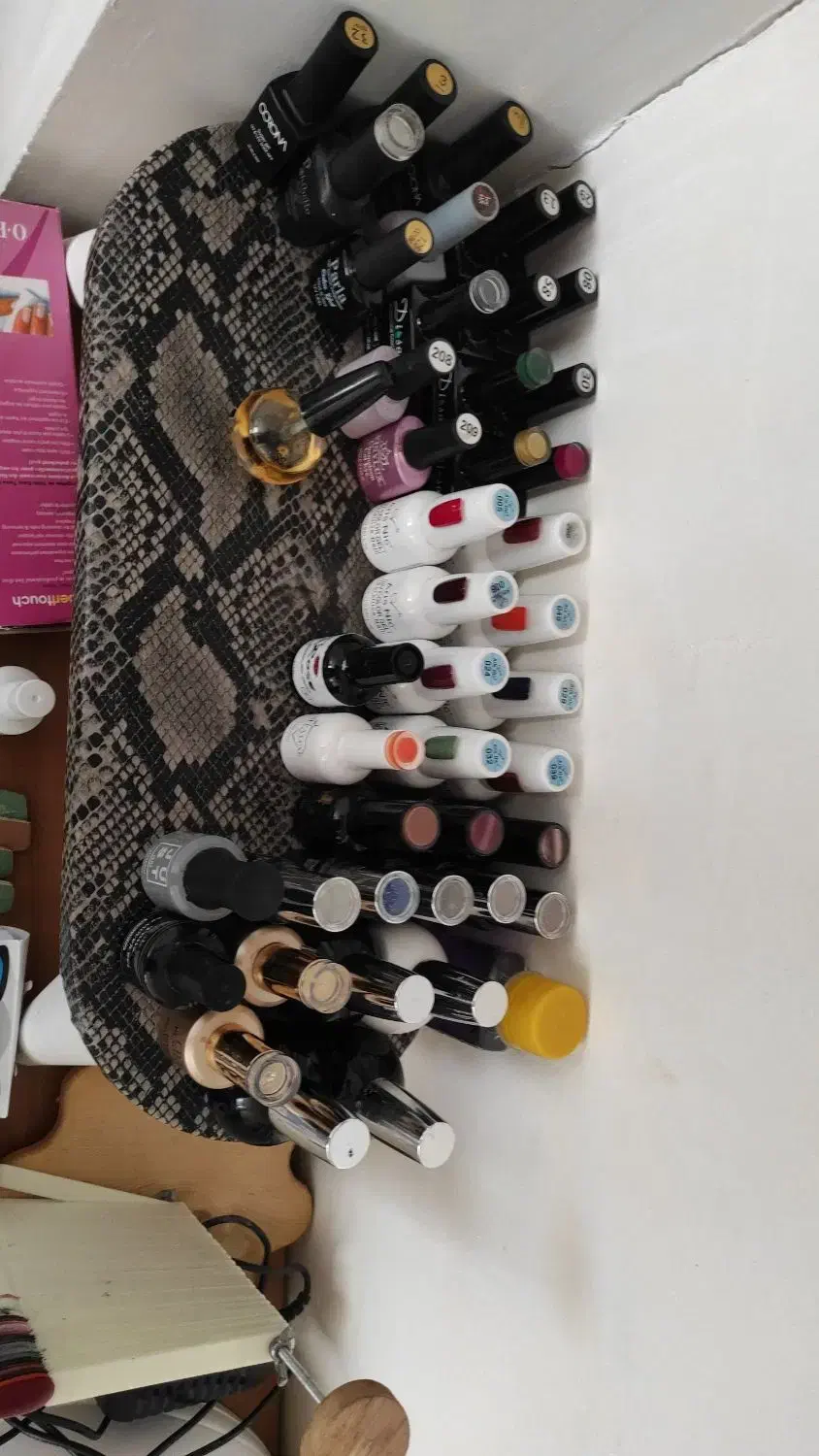 وسایل کاشت ناخن|آرایشی، بهداشتی، درمانی|جوانرود, |دیوار