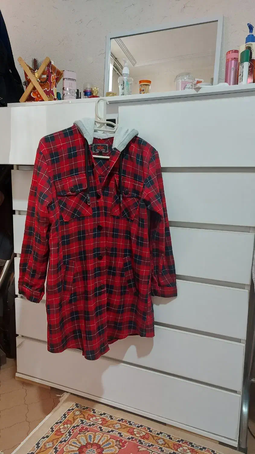 پالتو|لباس|خرمآباد, |دیوار