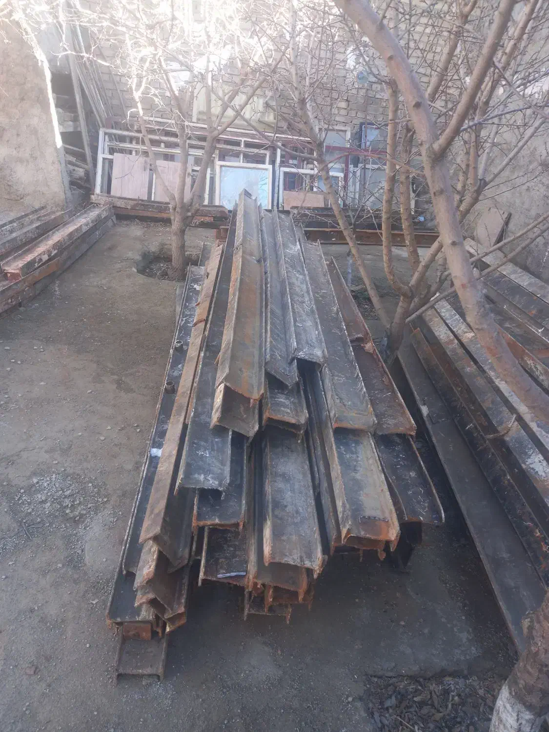 تیر اهن .۱۴ .۱۶ .۱۸|مصالح و تجهیزات ساختمان|همدان, |دیوار