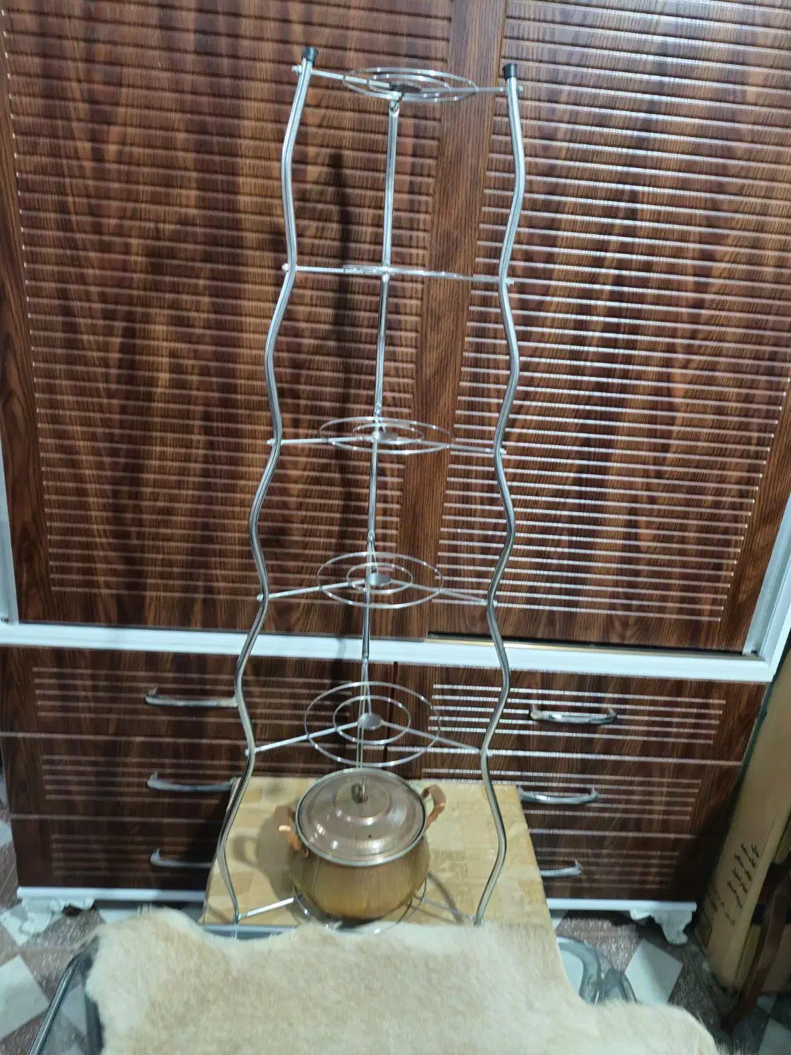 آنتیک پایه قابلمه ۶طبقه اصلا استفاده نشده|حراج|ساری, |دیوار