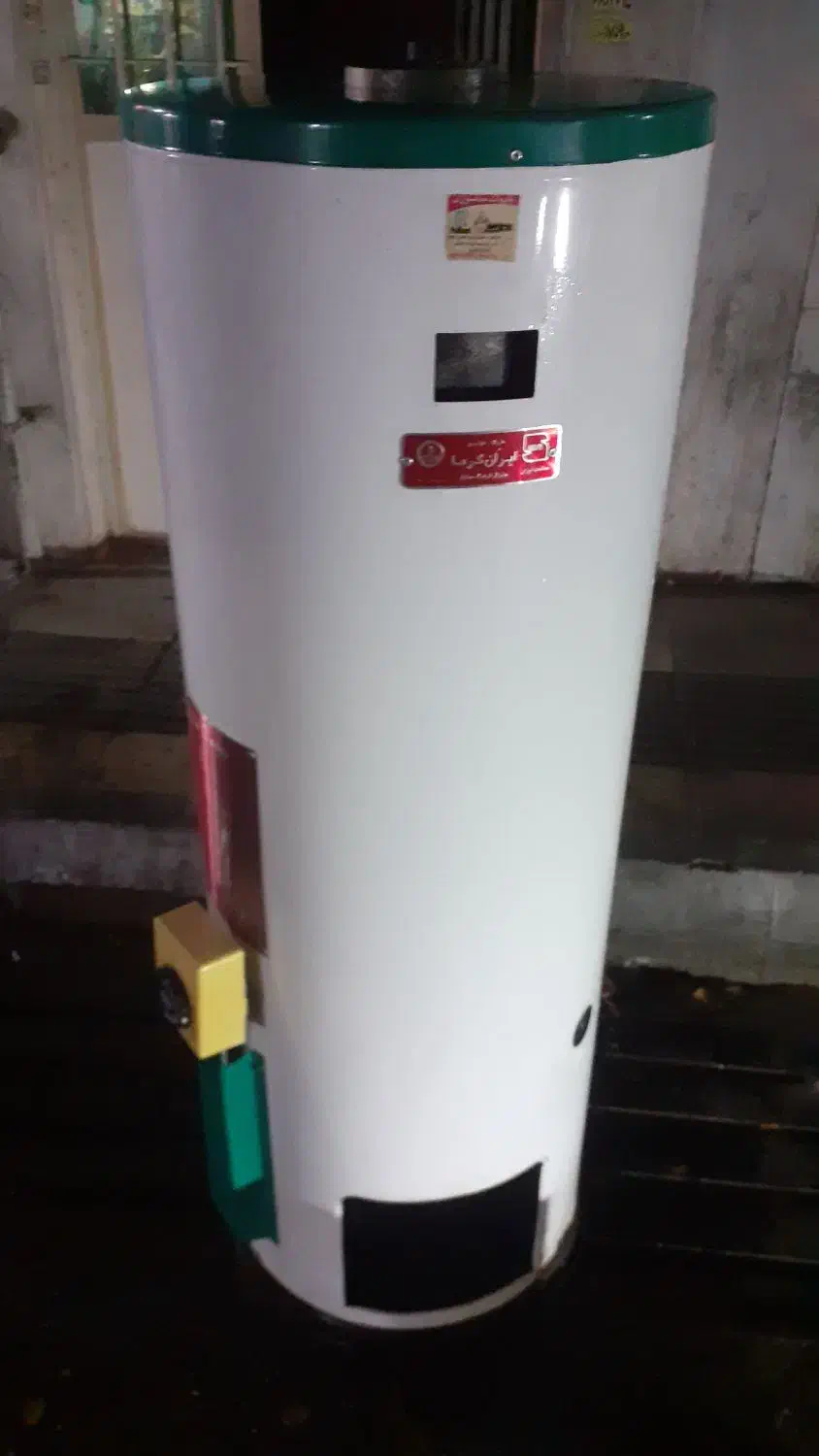 آبگرمکن زمینی درحدنو|آبگرمکن، پکیج، شوفاژ|تهران, فلسطین (میدان انقلاب)|دیوار