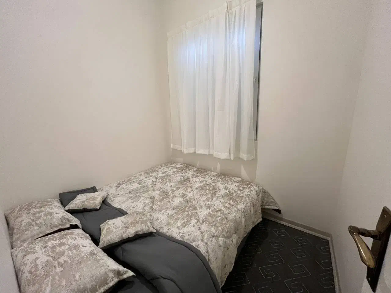 رهن واجاره آپارتمان مبله عباس آباد ،میرعماد،بهشتی