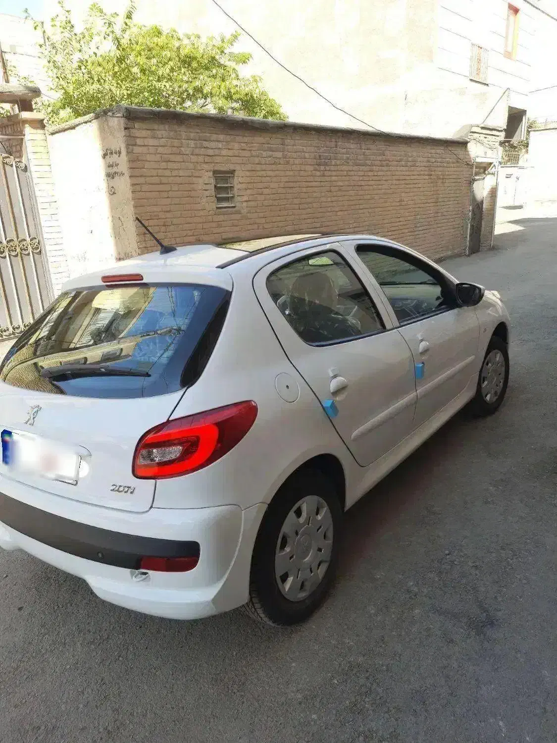 207 پانا  خشک|خودرو سواری و وانت|نهاوند, |دیوار