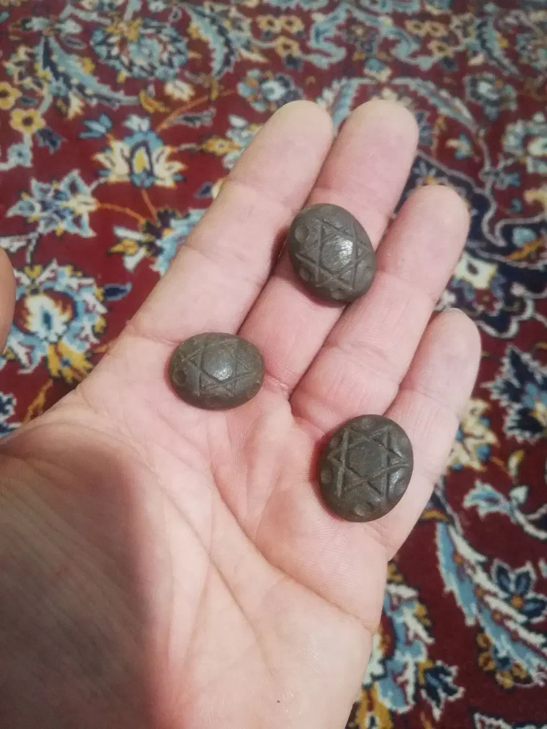 مهره های تضمینی|بدلیجات|کیش, |دیوار