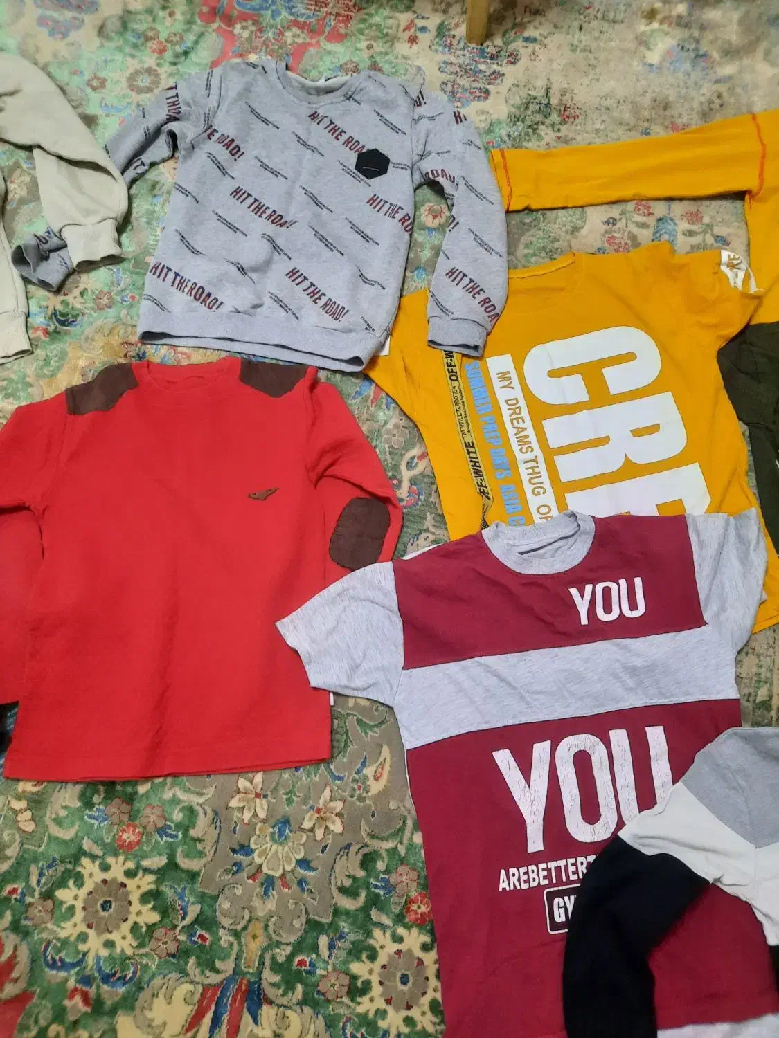 تعدادی لباس تمیز مناسب ۱۰ و ۱۱ سال|کفش و لباس بچه|لاهیجان, لیالستان|دیوار