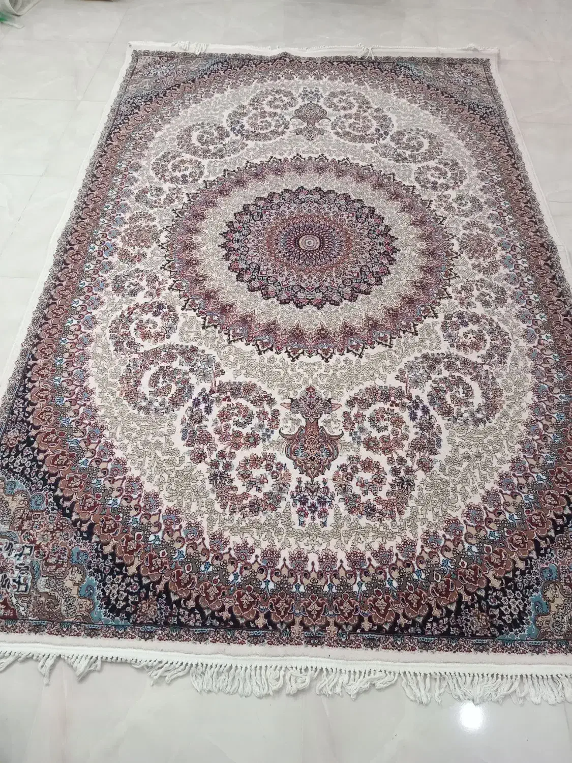 ۲ عدد فرش ۷۰۰ شانه ۳×۲|فرش|نوشین شهر, |دیوار