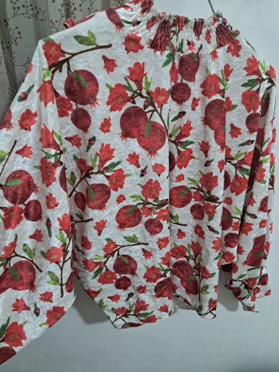 شومیز|لباس|بروجرد, |دیوار