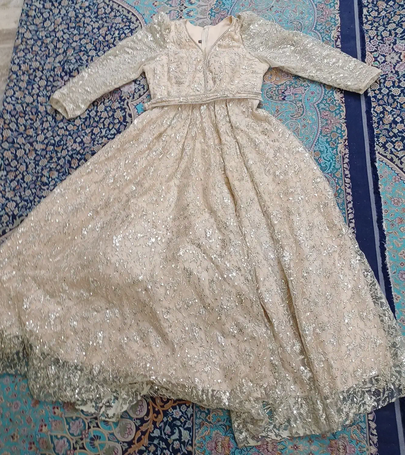لباس مجلسی کرم و سبز پسته ای|لباس|قم, الوندیه و گذر صادق|دیوار