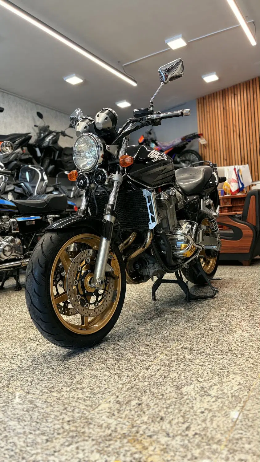 cb1300|موتورسیکلت|اصفهان, فیض|دیوار