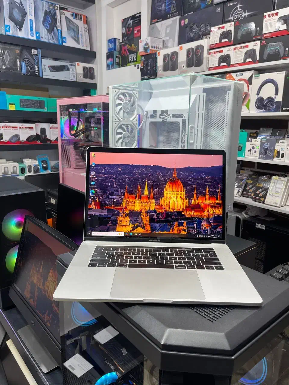 لپ تاپ Apple Mac Book Pro|رایانه همراه|اندیمشک, |دیوار